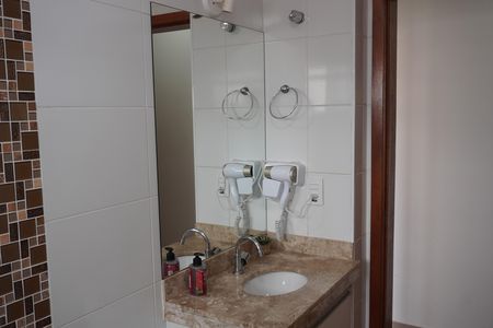 Apartamento para alugar com 82m², 3 quartos e 2 vagasBanheiro Social