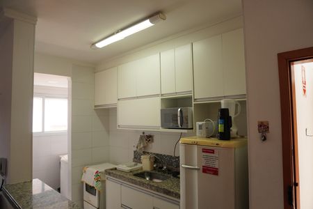 Cozinha de apartamento para alugar com 3 quartos, 82m² em Centro, São Carlos