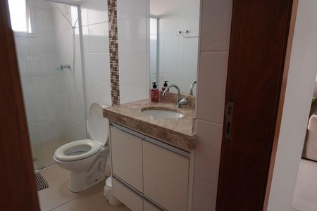 Apartamento para alugar com 82m², 3 quartos e 2 vagasBanheiro Social