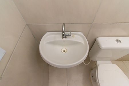 Banheiro de casa para alugar com 1 quarto, 44m² em Jardim Planalto, São Paulo