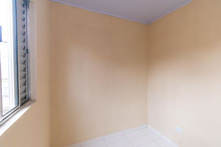Quarto 1 de casa para alugar com 2 quartos, 44m² em Jardim Planalto, São Paulo