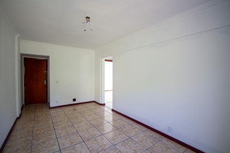 Sala de apartamento para alugar com 2 quartos, 68m² em Mutondo, São Gonçalo