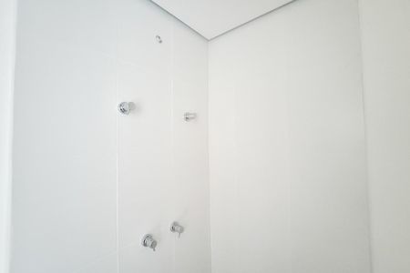 Apartamento à venda com 92m², 2 quartos e 1 vaga Apartamento à venda com 92m², 2 quartos e 1 vagaBanheiro Social