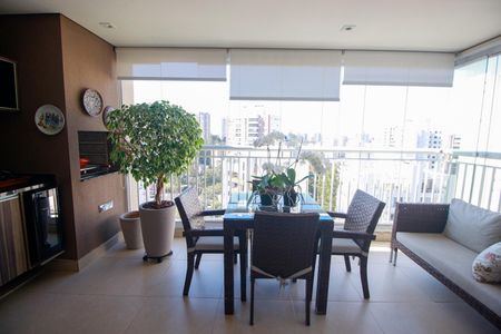 Apartamento à venda com 107m², 3 quartos e 2 vagasVaranda da Sala