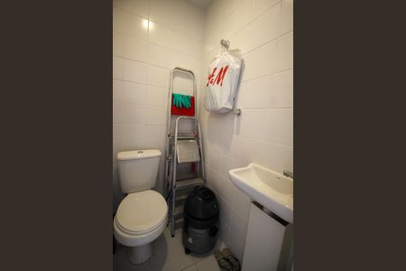 Apartamento à venda com 107m², 3 quartos e 2 vagasBanheiro de serviço