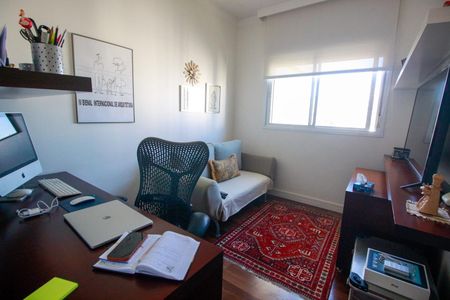 Apartamento à venda com 107m², 3 quartos e 2 vagasQuarto 2