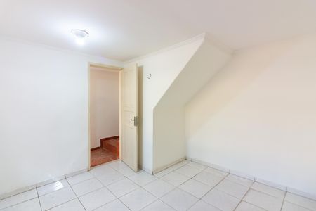 Casa para alugar com 60m², 2 quartos e sem vaga Casa para alugar com 60m², 2 quartos e sem vagaSala