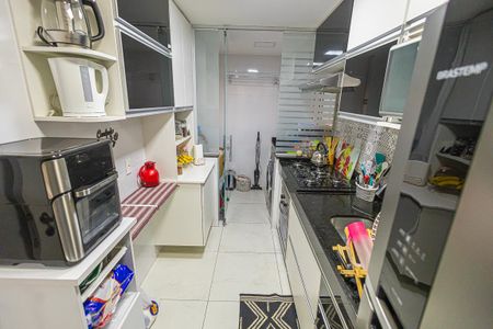 Cozinha de apartamento à venda com 3 quartos, 70m² em Candelária, Belo Horizonte