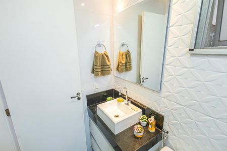 Banheiro de apartamento à venda com 3 quartos, 70m² em Candelária, Belo Horizonte
