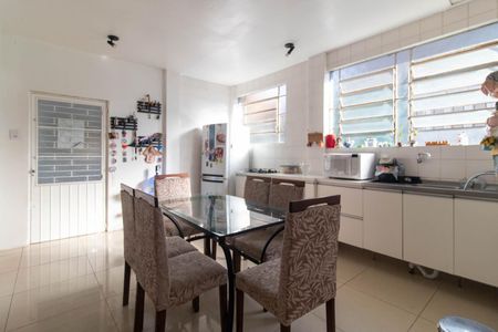 Cozinha de casa à venda com 3 quartos, 528m² em São José, Porto Alegre