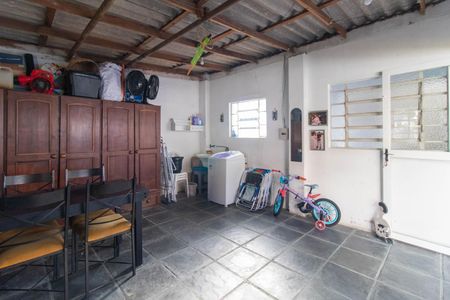 Área de Serviço de casa à venda com 3 quartos, 528m² em São José, Porto Alegre