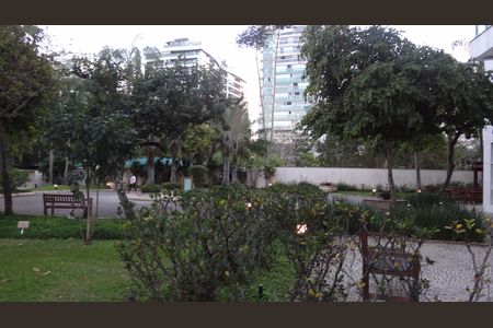 Casa à venda com 158m², 3 quartos e 2 vagasÁrea externa