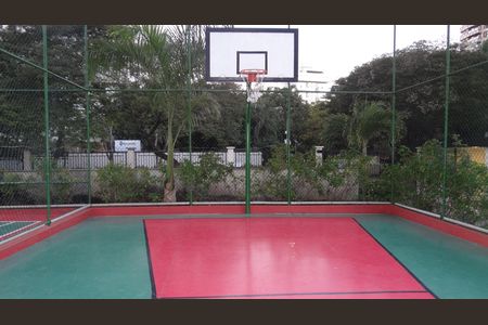 Casa à venda com 158m², 3 quartos e 2 vagasQuadra Esportiva