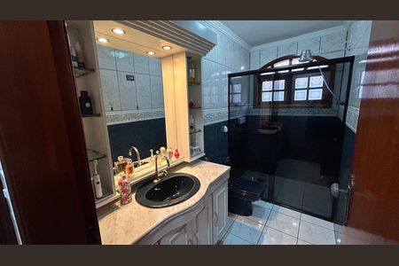 Banheiro de casa à venda com 4 quartos, 248m² em Cidade Ademar, São Paulo