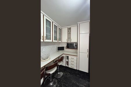 Cozinha de casa à venda com 4 quartos, 248m² em Cidade Ademar, São Paulo