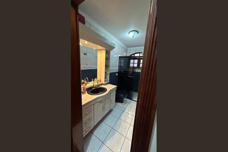 Banheiro de casa à venda com 4 quartos, 248m² em Cidade Ademar, São Paulo