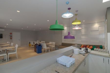 Apartamento à venda com 80m², 2 quartos e 1 vaga Apartamento à venda com 80m², 2 quartos e 1 vagaÁrea comum - Salão de festas