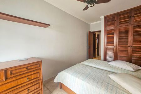 Apartamento para alugar com 186m², 4 quartos e 2 vagas