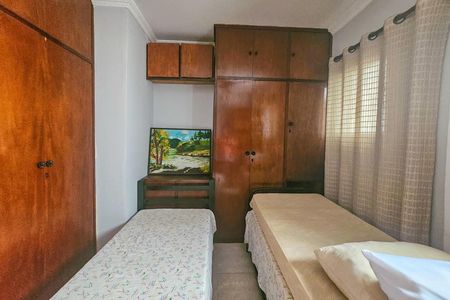 Apartamento para alugar com 186m², 4 quartos e 2 vagas
