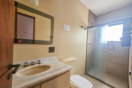 Apartamento para alugar com 186m², 4 quartos e 2 vagas