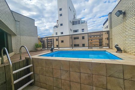 Apartamento para alugar com 186m², 4 quartos e 2 vagas