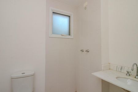 Apartamento à venda com 80m², 2 quartos e 1 vaga Apartamento à venda com 80m², 2 quartos e 1 vagaBanheiro