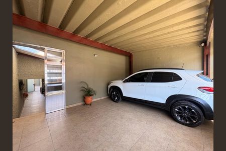 Garagem de casa à venda com 2 quartos, 150m² em Vila Progresso, Santo André