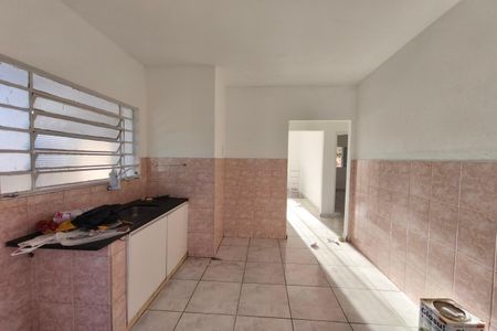 Cozinha de casa para alugar com 2 quartos, 120m² em Jardim Ipaussurama, Campinas
