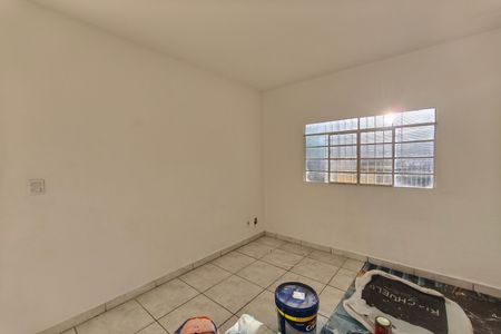 Sala de casa para alugar com 2 quartos, 120m² em Jardim Ipaussurama, Campinas
