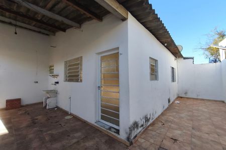 Casa para alugar com 120m², 2 quartos e 1 vaga Casa para alugar com 120m², 2 quartos e 1 vagaÁrea de Serviço