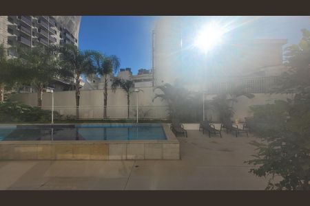 Apartamento à venda com 84m², 3 quartos e 2 vagasÁrea comum - Piscina