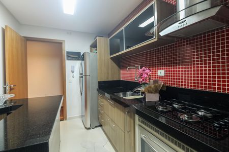Cozinha  de apartamento à venda com 2 quartos, 64m² em Vila Azevedo, São Paulo
