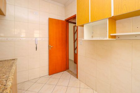 Cozinha de apartamento para alugar com 2 quartos, 56m² em Parque Santos Dumont, Taboão da Serra