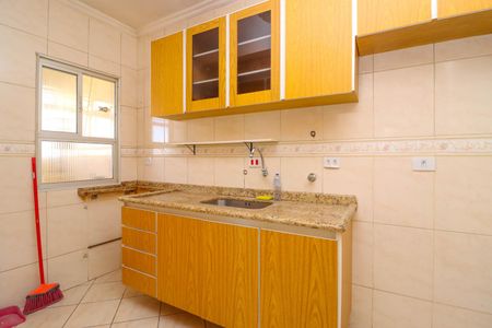 Cozinha de apartamento para alugar com 2 quartos, 56m² em Parque Santos Dumont, Taboão da Serra