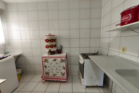 Cozinha de apartamento à venda com 2 quartos, 53m² em Jardim Santa Lúcia, Campinas