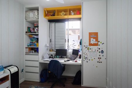 Apartamento à venda com 140m², 2 quartos e 2 vagas Apartamento à venda com 140m², 2 quartos e 2 vagasQuarto
