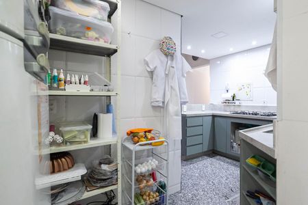 Apartamento à venda com 140m², 2 quartos e 2 vagas Apartamento à venda com 140m², 2 quartos e 2 vagasCozinha