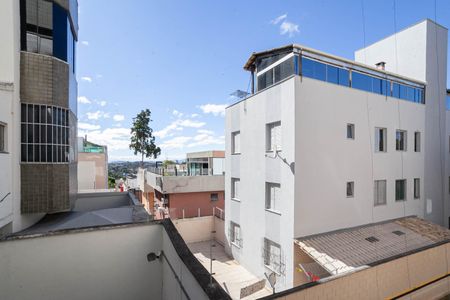 Apartamento à venda com 140m², 2 quartos e 2 vagas Apartamento à venda com 140m², 2 quartos e 2 vagasÁrea Privativa