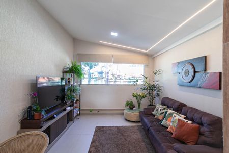 Apartamento à venda com 140m², 2 quartos e 2 vagas Apartamento à venda com 140m², 2 quartos e 2 vagasÁrea Privativa