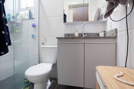 Apartamento à venda com 140m², 2 quartos e 2 vagas Apartamento à venda com 140m², 2 quartos e 2 vagasBanheiro da suíte