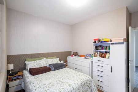 Apartamento à venda com 140m², 2 quartos e 2 vagas Apartamento à venda com 140m², 2 quartos e 2 vagasSuíte