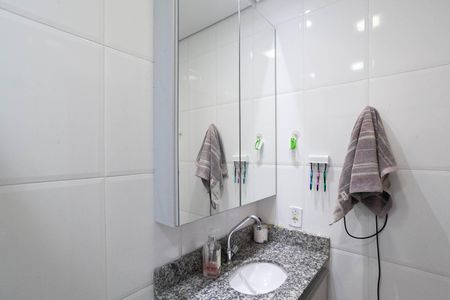 Apartamento à venda com 140m², 2 quartos e 2 vagas Apartamento à venda com 140m², 2 quartos e 2 vagasBanheiro da suíte