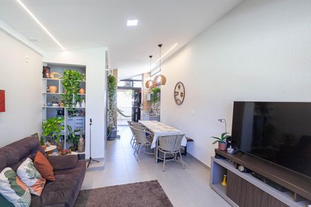 Apartamento à venda com 140m², 2 quartos e 2 vagas Apartamento à venda com 140m², 2 quartos e 2 vagasÁrea Privativa