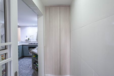 Apartamento à venda com 140m², 2 quartos e 2 vagas Apartamento à venda com 140m², 2 quartos e 2 vagasCozinha