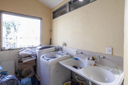 Apartamento à venda com 140m², 2 quartos e 2 vagas Apartamento à venda com 140m², 2 quartos e 2 vagasÁrea de serviço