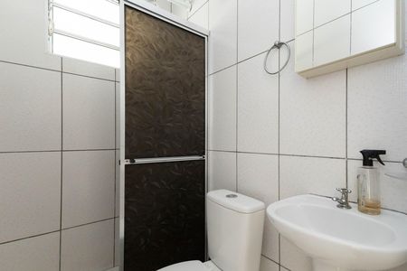 Casa para alugar com 55m², 1 quarto e sem vaga Casa para alugar com 55m², 1 quarto e sem vagaBanheiro