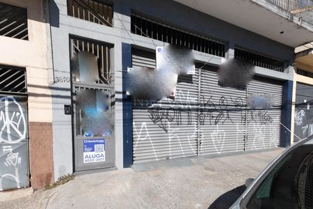 Casa para alugar com 55m², 1 quarto e sem vaga Casa para alugar com 55m², 1 quarto e sem vagaFachada / Placa