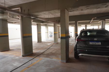Área comum - garagem de apartamento para alugar com 1 quarto, 58m² em Centro, São Carlos