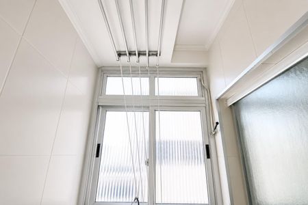Apartamento à venda com 47m², 2 quartos e 1 vaga Apartamento à venda com 47m², 2 quartos e 1 vagaÁrea de Serviço