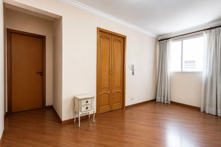 Apartamento à venda com 47m², 2 quartos e 1 vaga Apartamento à venda com 47m², 2 quartos e 1 vagaSala